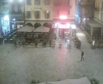 Lugano: Piazza Riforma