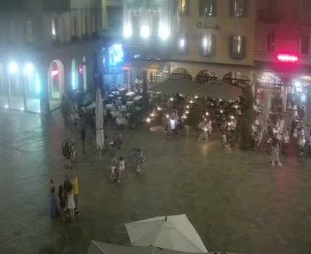 Lugano: Piazza Riforma