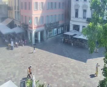 Lugano: Piazza Riforma