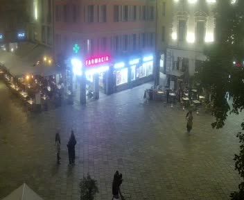 Lugano: Piazza Riforma