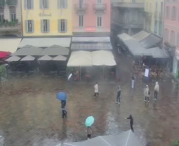 Lugano: Piazza Riforma