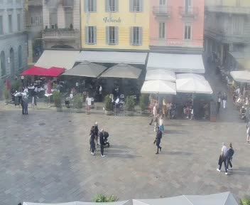 Lugano: Piazza Riforma