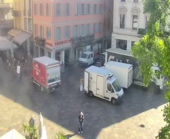 Lugano: Piazza Riforma