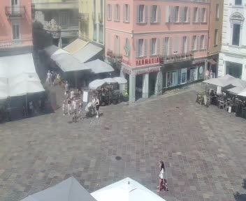 Lugano: Piazza Riforma