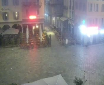 Lugano: Piazza Riforma