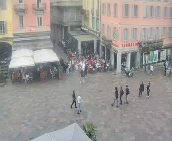 Lugano: Piazza Riforma