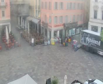 Lugano: Piazza Riforma