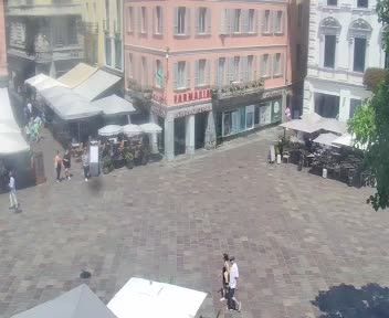 Lugano: Piazza Riforma