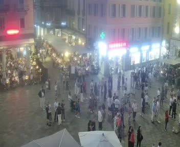 Lugano: Piazza Riforma