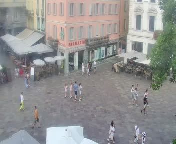 Lugano: Piazza Riforma