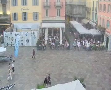 Lugano: Piazza Riforma