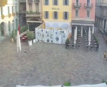 Lugano: Piazza Riforma