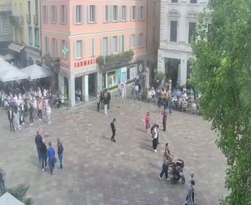 Lugano: Piazza Riforma