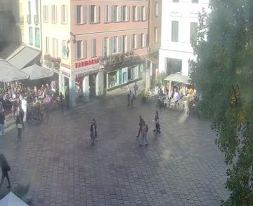 Lugano: Piazza Riforma