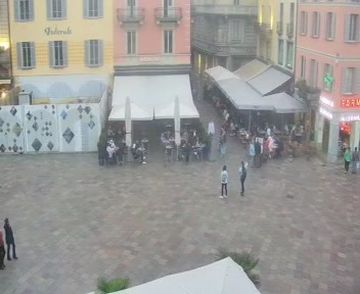 Lugano: Piazza Riforma