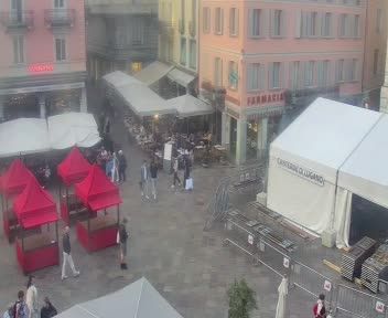 Lugano: Piazza Riforma