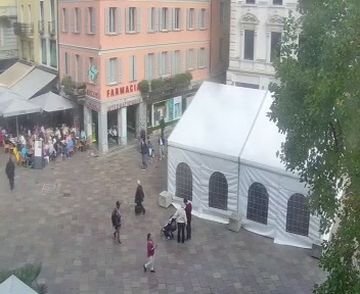 Lugano: Piazza Riforma