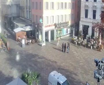 Lugano: Piazza Riforma