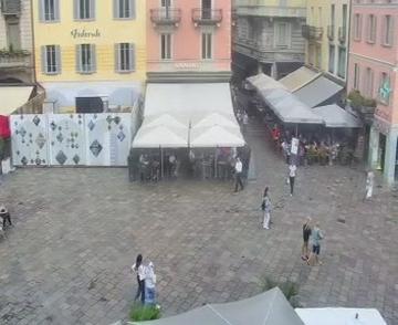 Lugano: Piazza Riforma