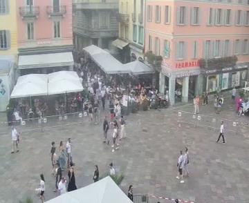 Lugano: Piazza Riforma