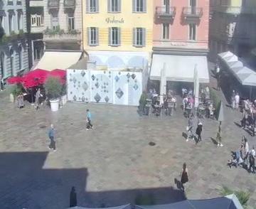 Lugano: Piazza Riforma