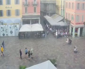 Lugano: Piazza Riforma