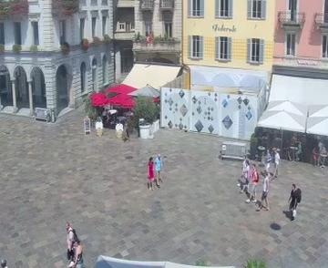 Lugano: Piazza Riforma