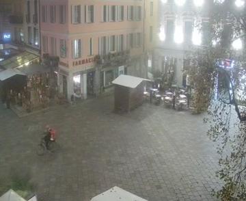 Lugano: Piazza Riforma