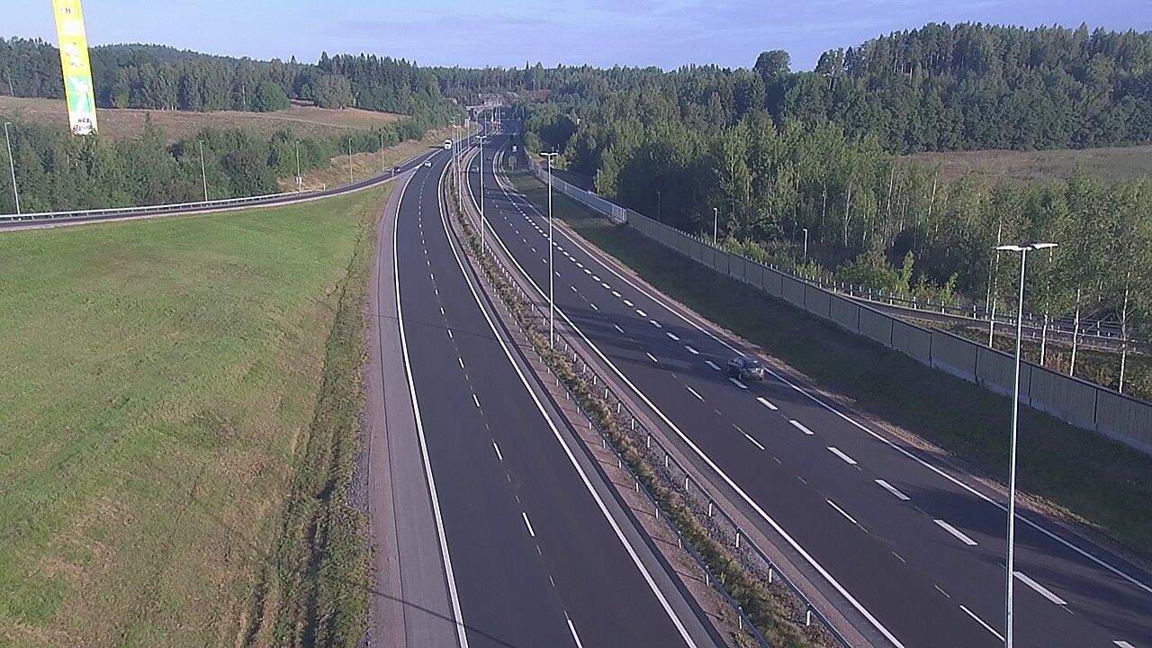 Traffic Cam Lohja: Tie - Karnainen