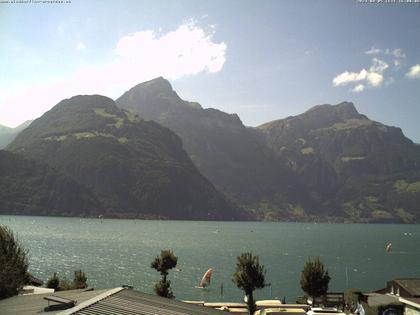 Flüelen: Windsurfing Center am Urnersee