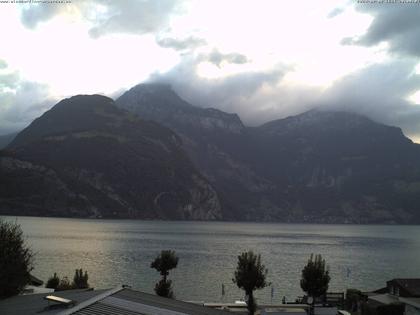 Flüelen: Windsurfing Center am Urnersee