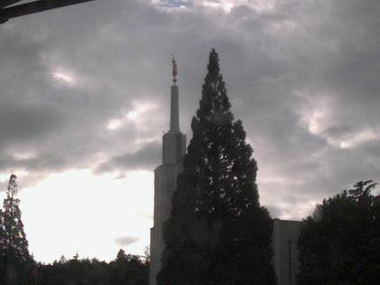 Zollikofen: Mormon Temple - view out of the Computer-Helpcenter Shop-Windows