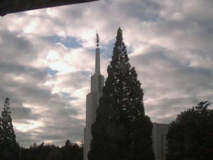 Zollikofen: Mormon Temple - view out of the Computer-Helpcenter Shop-Windows