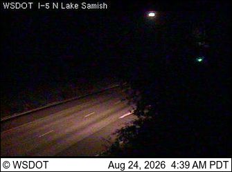 Traffic Cam Bellingham › North: I-5 at MP 246.2: Lake Samish Park and Ride