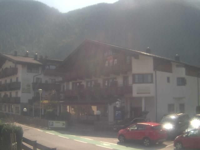 Traffic Cam Gemeinde Sankt Martin bei Lofer: Sankt Martin bei Lofer - Ferienhotel Martinerhof