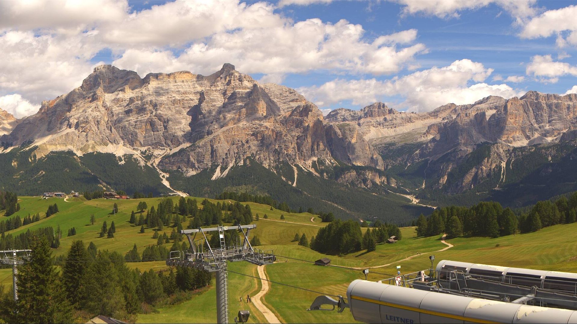 Traffic Cam Badia - Abtei: Alta - Rifugio Ütia de Bioch