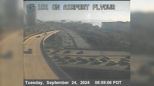 Traffic Cam South San Francisco › South: TV401 -- US-101 : On Airport Flyover Structure