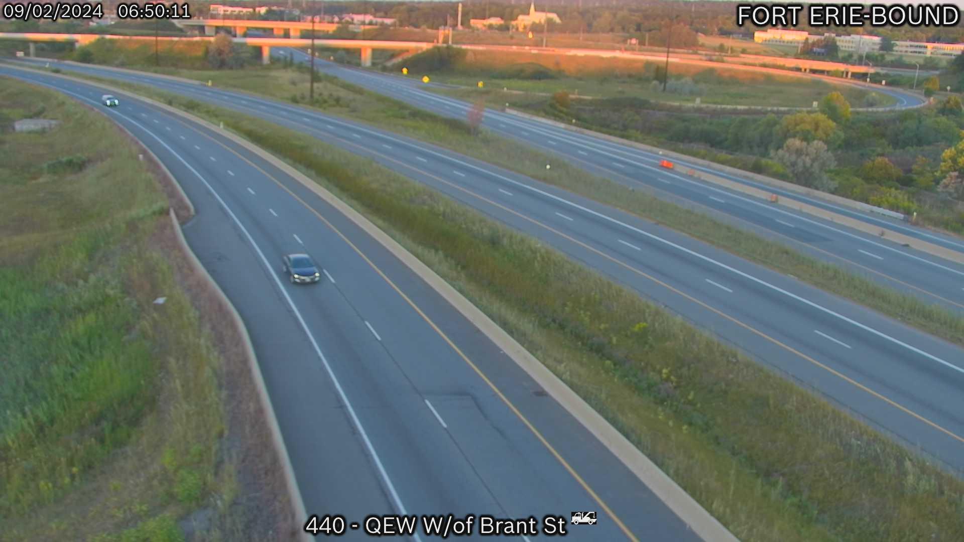 Traffic Cam Burlington: QEW west of Brant Street