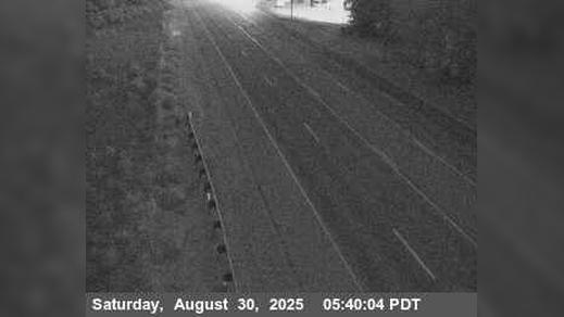 Traffic Cam Lone Pine › South: US-395