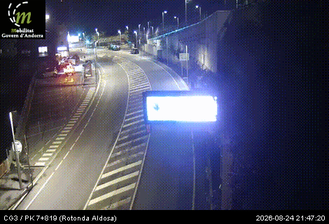 Traffic Cam l'Aldosa de la Massana: CG3 - PK 7+819 (Rotonda Aldosa) - 1.250 metres