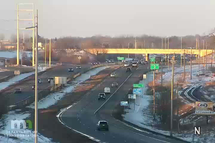 Traffic Cam Rosemount: T.H.52 NB @ T.H.55 (MP 117.4)