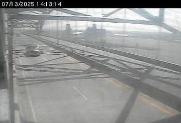 Traffic Cam Duluth: I-535 NB (Blatnik Bridge)