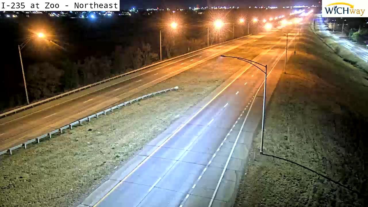 Traffic Cam Wichita: I-235 at Zoo