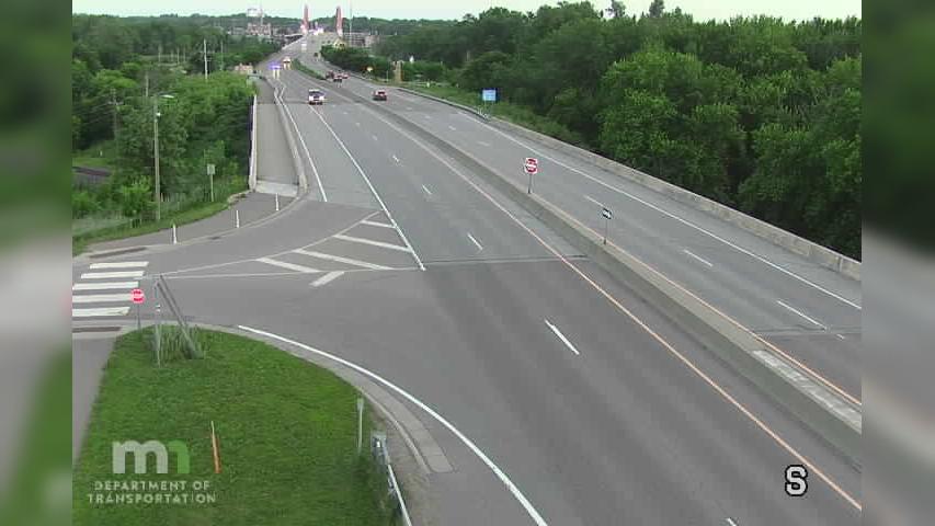 Traffic Cam Hastings: US 61: T.H.61 NB (N of Mississippi River)