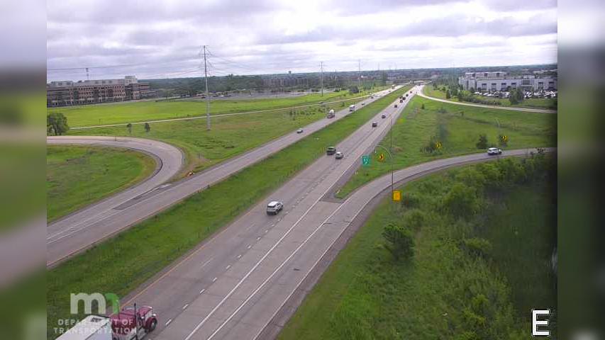 Traffic Cam Brooklyn Park: MN 610: T.H.610 EB @ W Broadway Ave