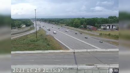 Traffic Cam Speedway: I-465: 1-465-015-9-2 I-74 WEST