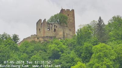 Vista de cámara web de luz diurna desde Waldkirch: Ruine Kastelburg