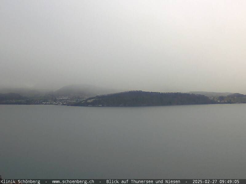 Gunten: Klinik Schönberg - Blick auf Thunersee und Niesen