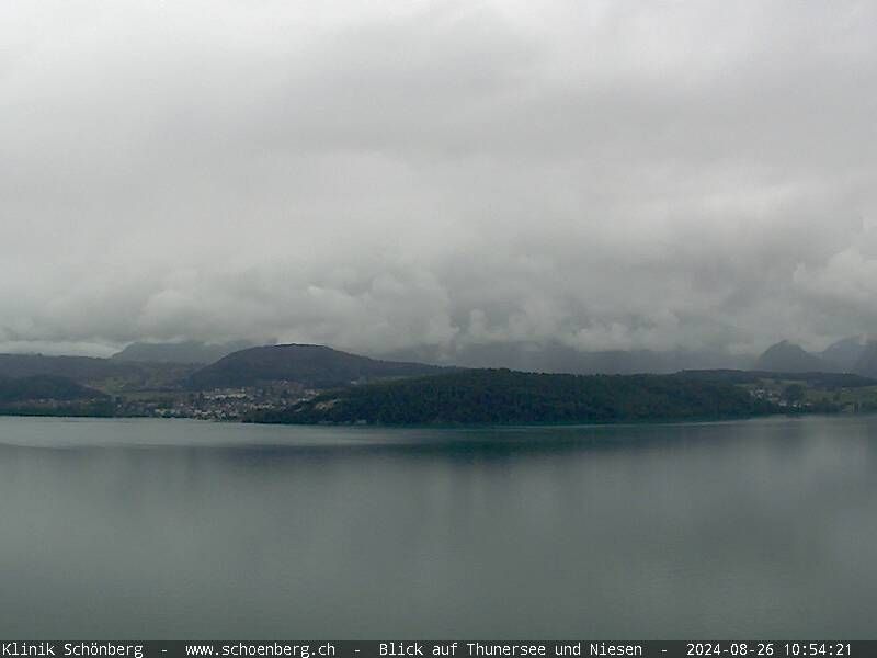 Gunten: Klinik Schönberg - Blick auf Thunersee und Niesen