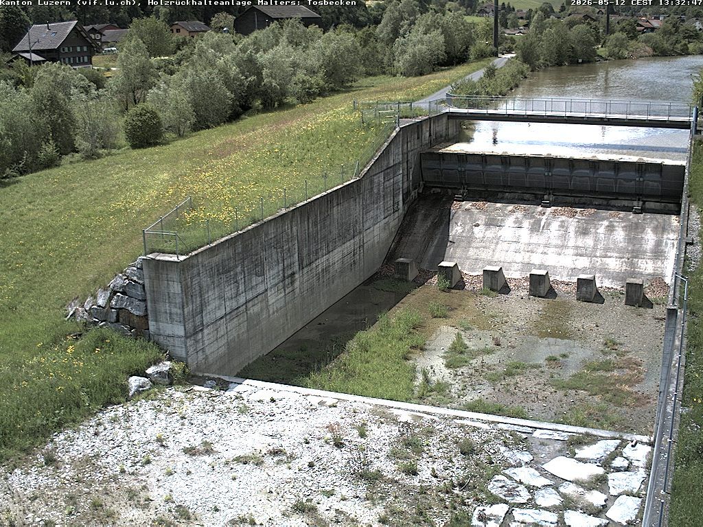 Malters: Tosbecken Holzrückhalt